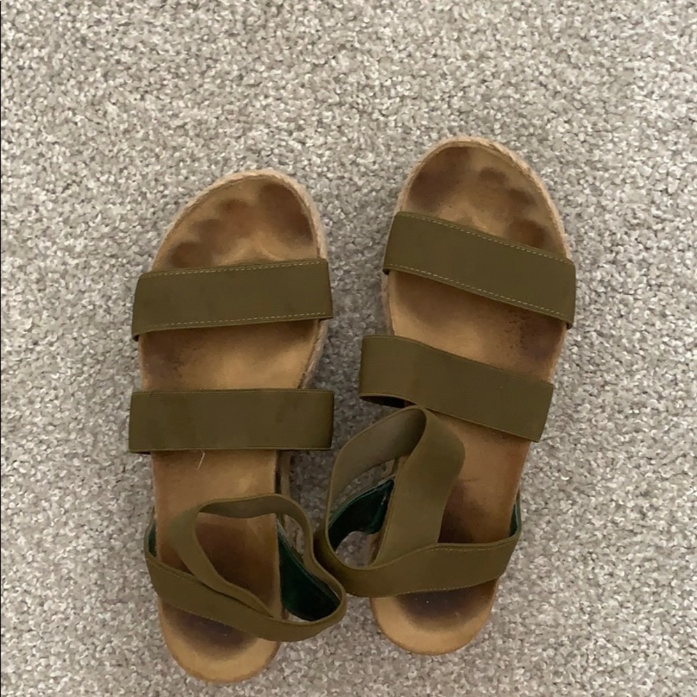 Steve Madden sandals